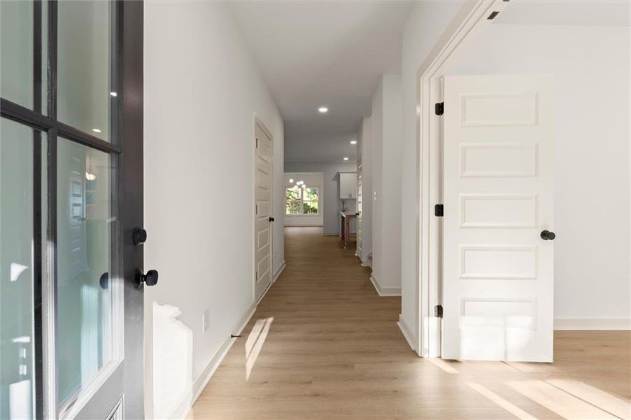 Spacious, unfurnished interior of a new home in , Douglasville (Image 39). Spacious, unfurnished interior of a new home in , Douglasville (Image 39).