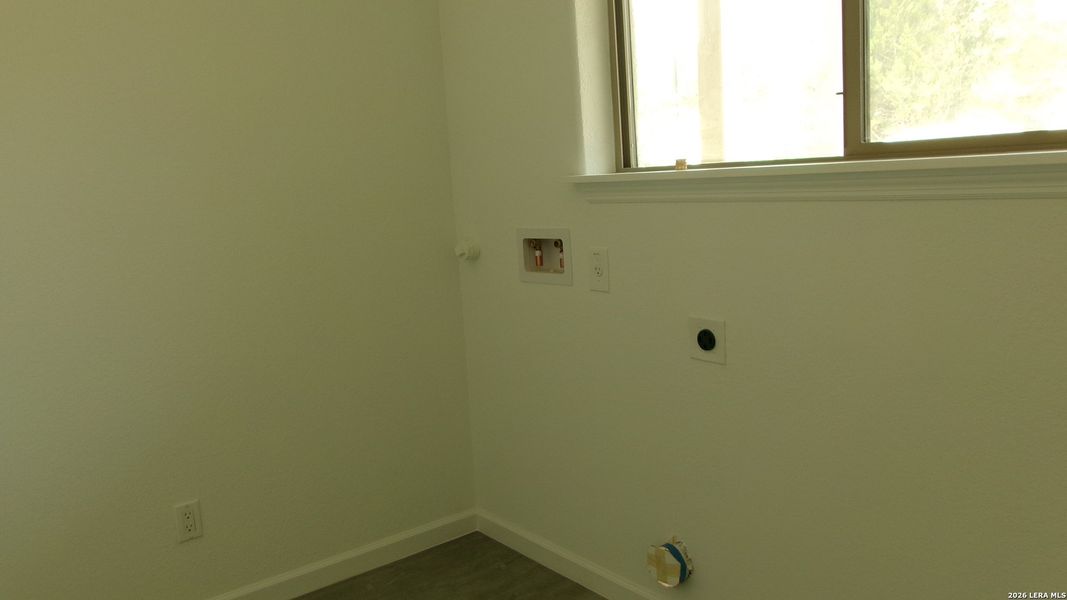 Image 27 of a home in .