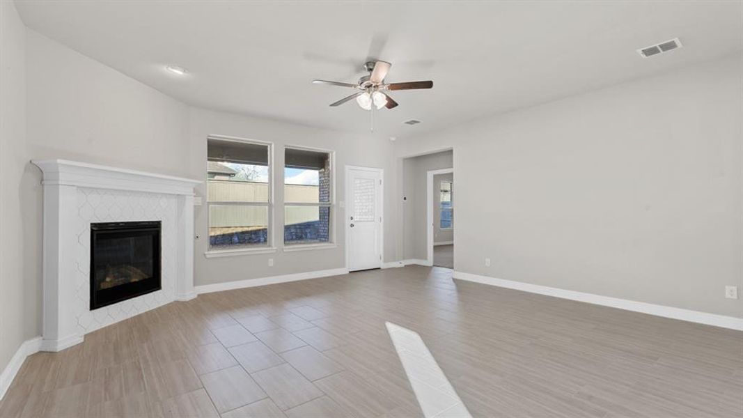 Spacious, unfurnished interior of a new home in Pecan Square, Northlake (Image 20). Spacious, unfurnished interior of a new home in Pecan Square, Northlake (Image 20).