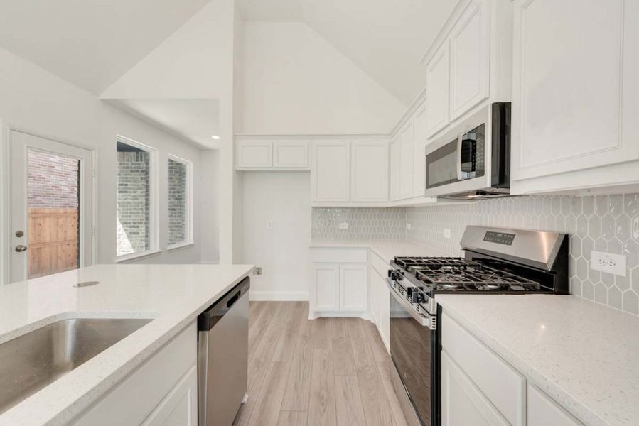 Representative furnished interior of a home built from the Wisteria by Pacesetter Homes in Elevon, Lavon (Image 10).