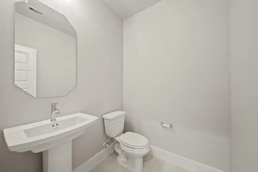 Furnished interior view inside a new home in Grand Oaks – The Cove, Houston (Image 7).