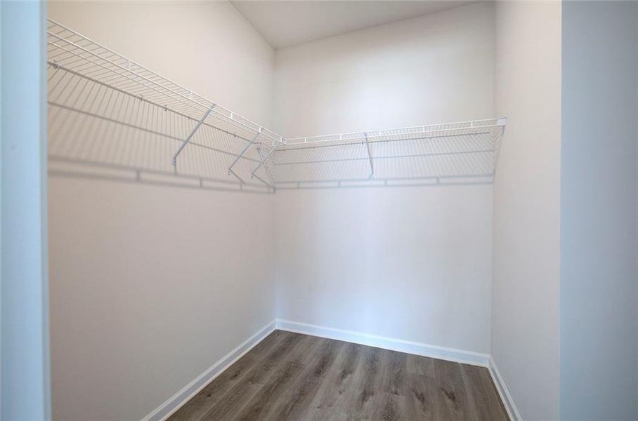 Spacious, unfurnished interior of a new home in , Cartersville (Image 13).
