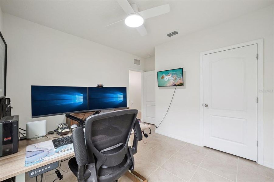 Furnished interior view inside a new home in Buena Lago, St. Cloud (Image 26).
