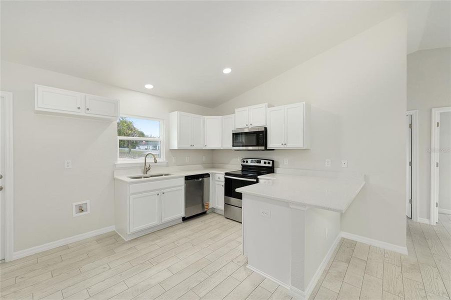 Furnished interior view inside a new home in , Ocala (Image 7).