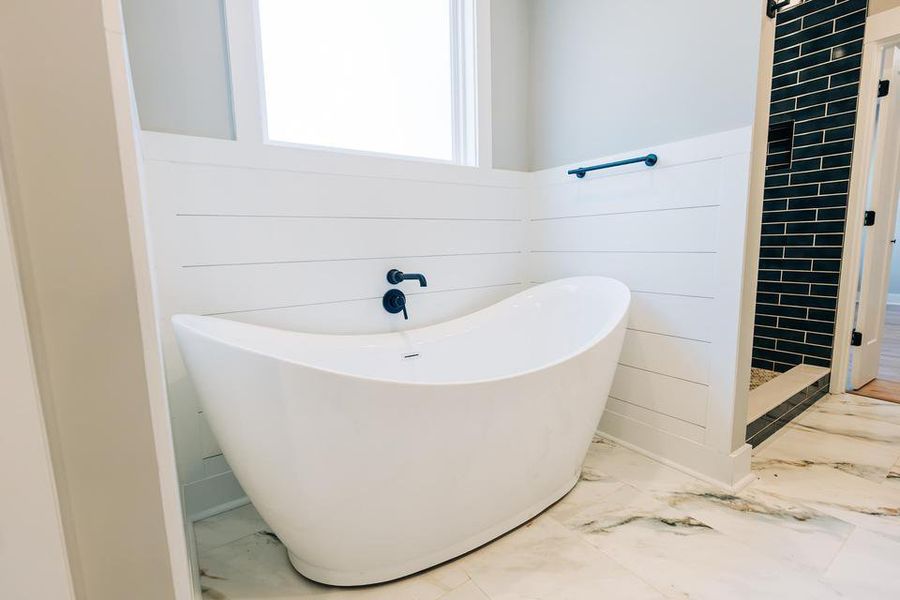 Close-up of interior finishes inside a home in , Walterboro (Image 19).