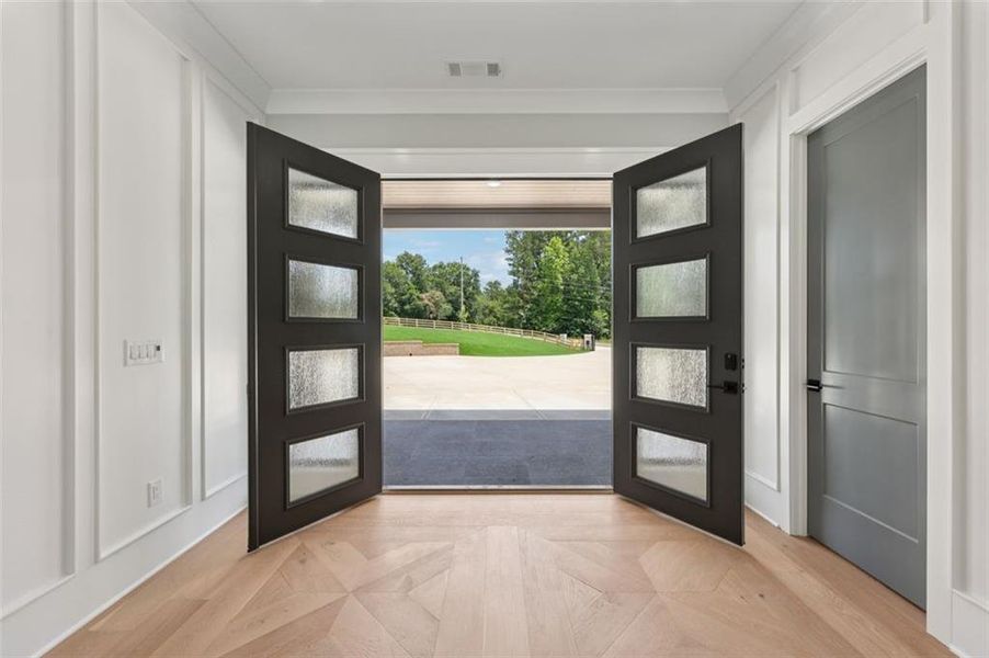 Spacious, unfurnished interior of a new home in , Braselton (Image 97). Spacious, unfurnished interior of a new home in , Braselton (Image 97).