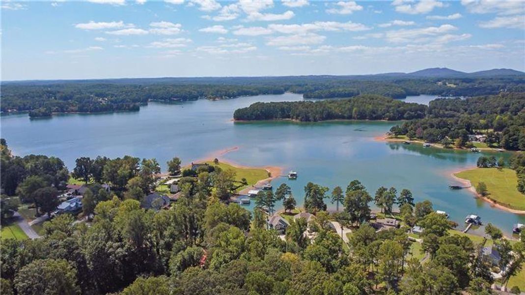 Image 33 of a home in .