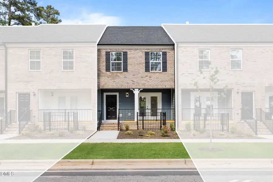 2-web-or-mls-IMG_1169-Townhome Spotlight