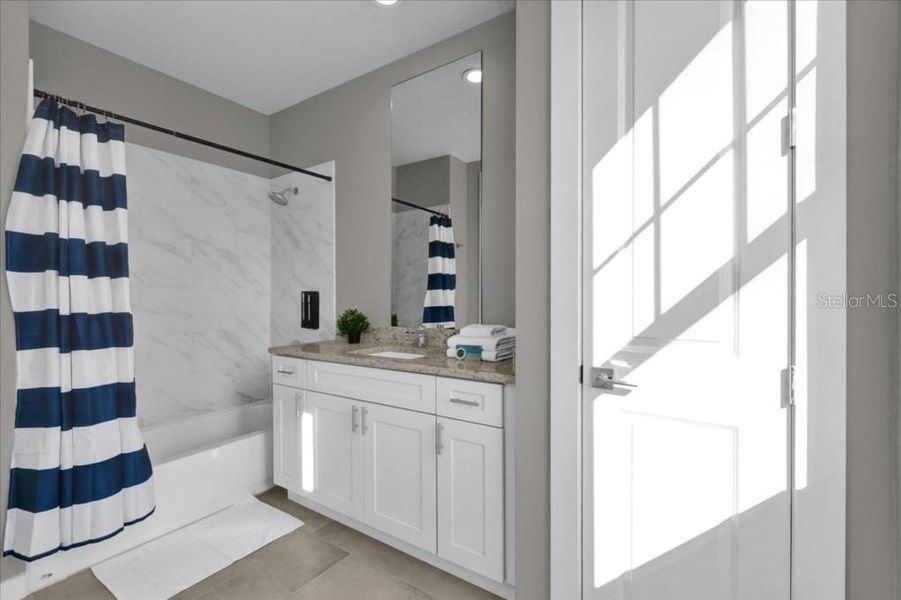 Furnished interior view inside a new home in , Kissimmee (Image 10).