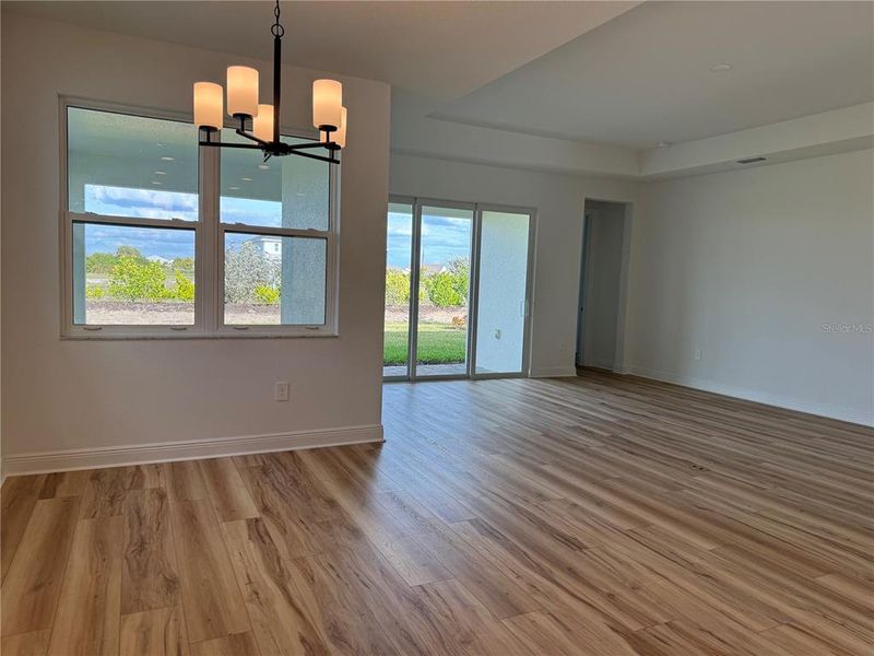 Spacious, unfurnished interior of a new home in Vistera of Venice, Nokomis (Image 24).