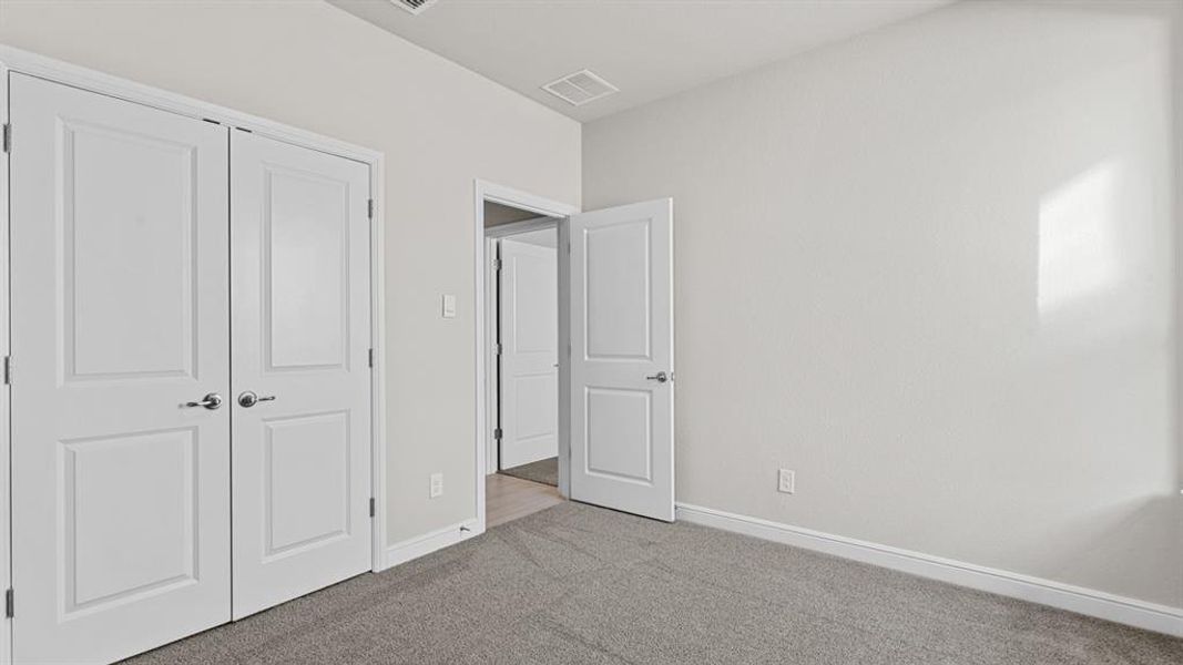 Spacious, unfurnished interior of a new home in Pecan Square, Northlake (Image 36). Spacious, unfurnished interior of a new home in Pecan Square, Northlake (Image 36).
