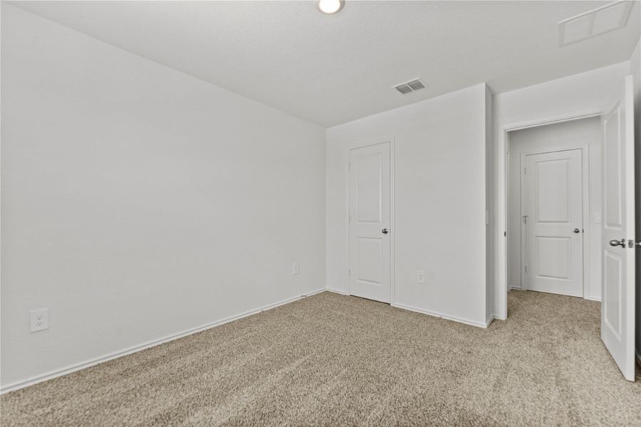 Spacious, unfurnished interior of a new home in Palomino, Manor (Image 31).