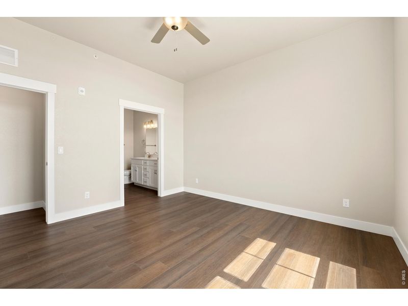 Spacious, unfurnished interior of a new home in The Lakes at Centerra, Loveland (Image 31). Spacious, unfurnished interior of a new home in The Lakes at Centerra, Loveland (Image 31).