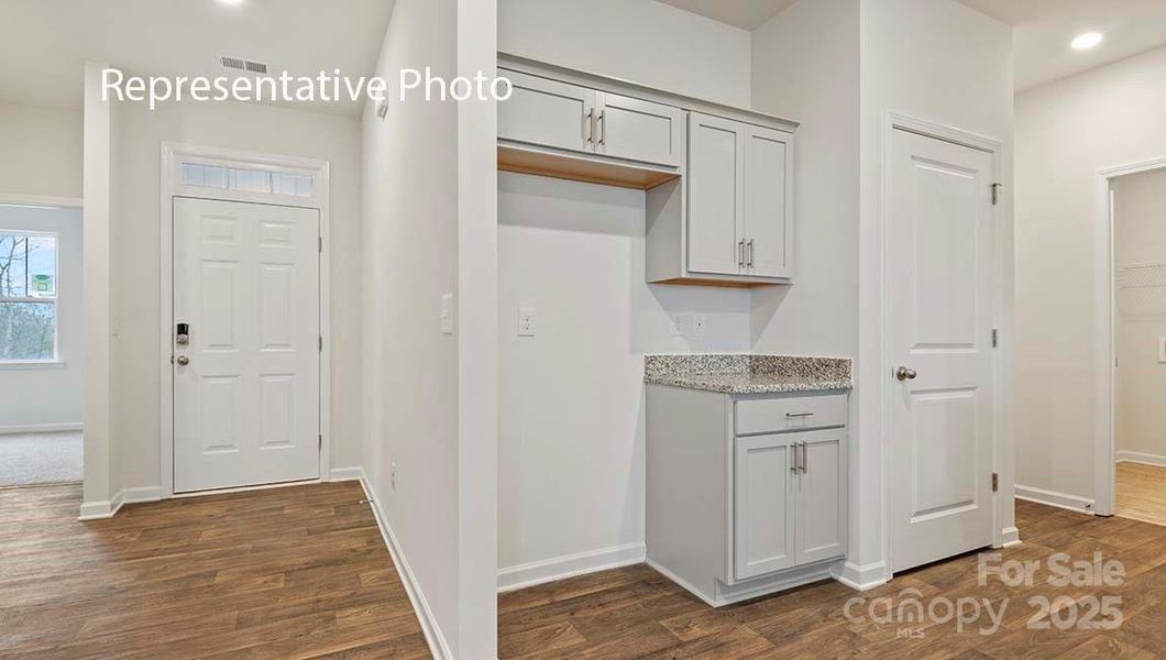 Furnished interior view inside a new home in Stanton, Richburg (Image 7).