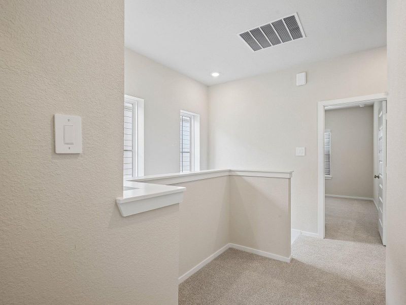 Spacious, unfurnished interior of a new home in Parkway Commons - City Series, Missouri City (Image 40). Spacious, unfurnished interior of a new home in Parkway Commons - City Series, Missouri City (Image 40).