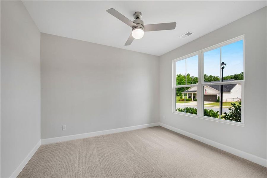 Spacious, unfurnished interior of a new home in Lakecrest, Buford (Image 25).