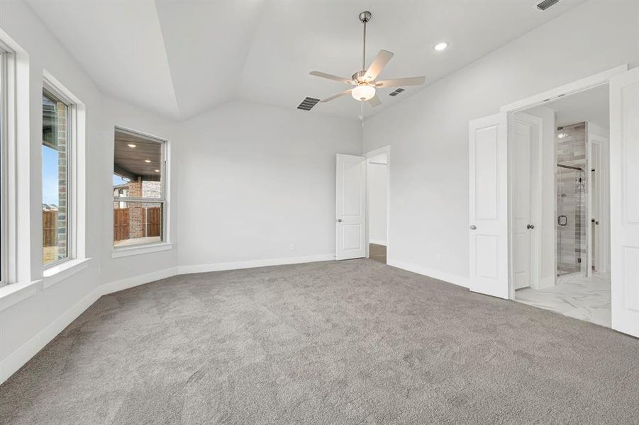 Spacious, unfurnished interior of a new home in Lilyana, Celina (Image 24).