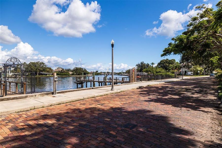 Image 16 of a home in .