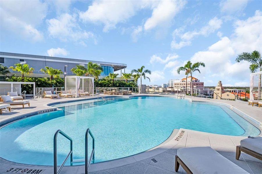 Community amenities in , St. Petersburg (Image 63).