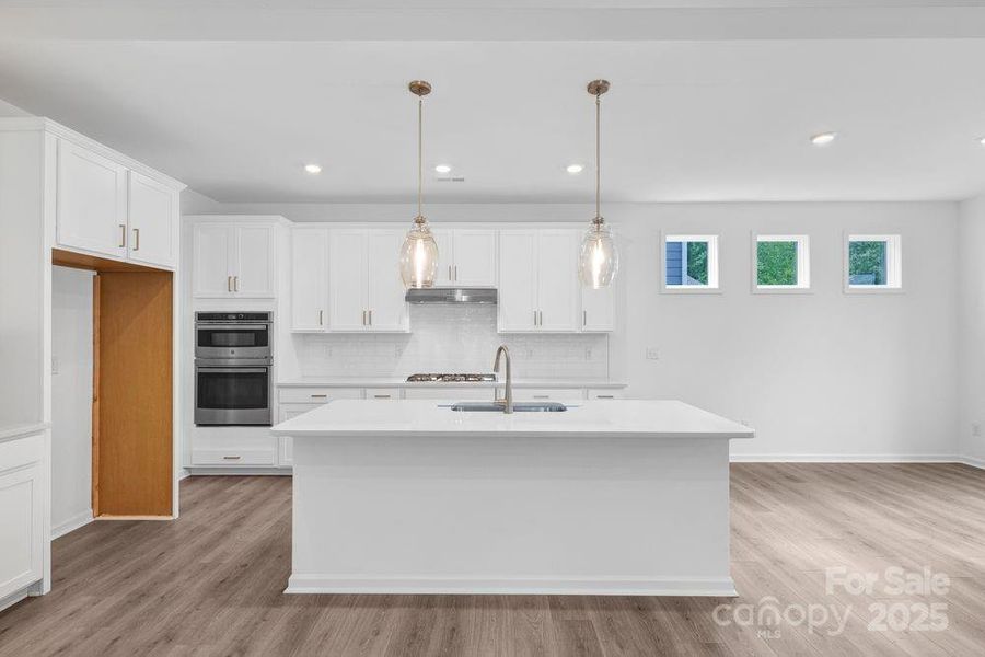 177 Glenn Drive ~ Ready Now 177 Glenn Drive ~ Ready Now