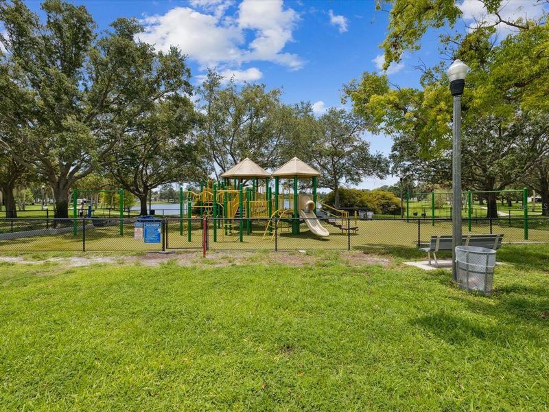 Community amenities in , St. Petersburg (Image 74).