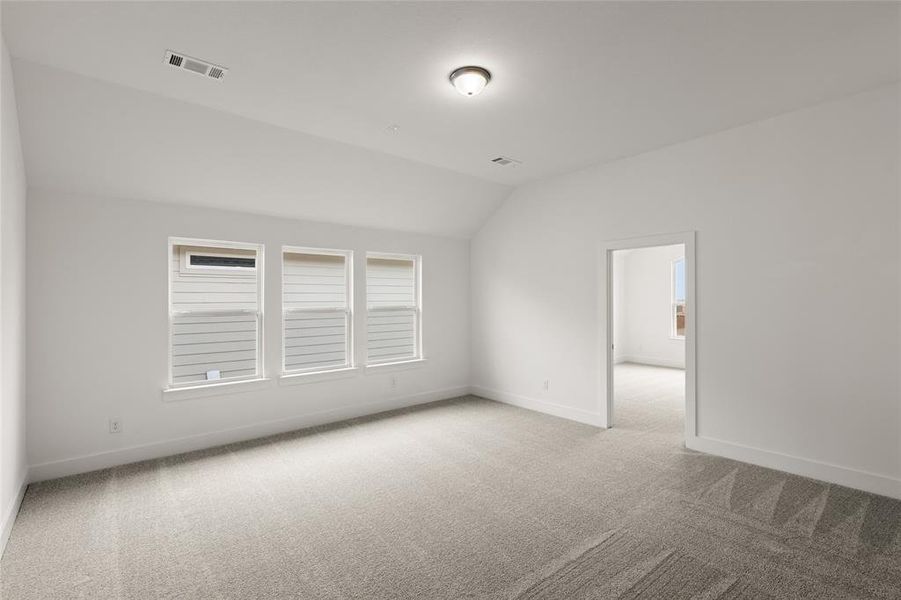 3730 Milwaulkee- Game room-1 3730 Milwaulkee- Game room-1