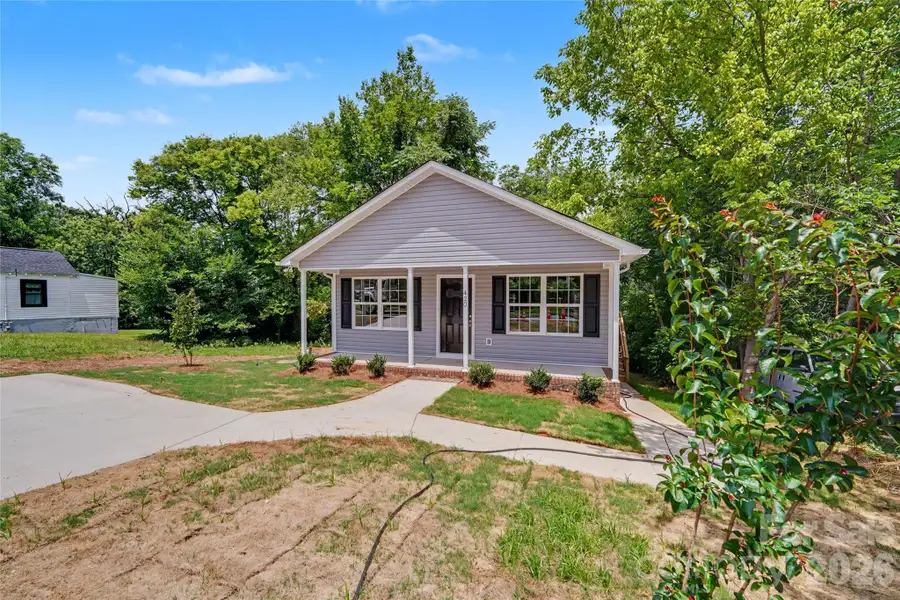 Front exterior of a new home in , Rock Hill, SC, highlighting curb appeal (Image 2). Front exterior of a new home in , Rock Hill, SC, highlighting curb appeal (Image 2).