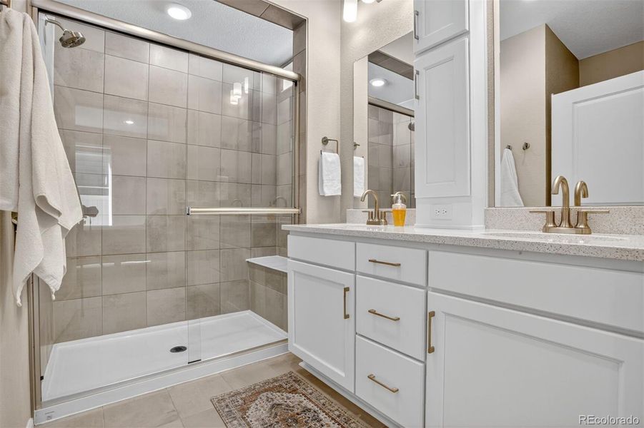 Furnished interior view inside a new home in Green Valley Ranch, Aurora (Image 5).