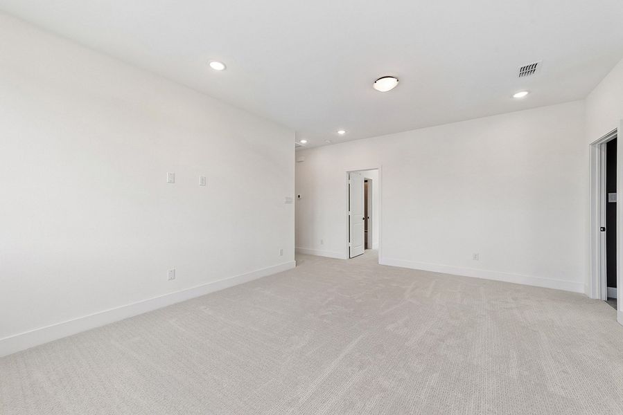 Representative unfurnished interior of a home built from the Leona by Landon Homes in Fields - East Village, Frisco (Image 35). Representative unfurnished interior of a home built from the Leona by Landon Homes in Fields - East Village, Frisco (Image 35).