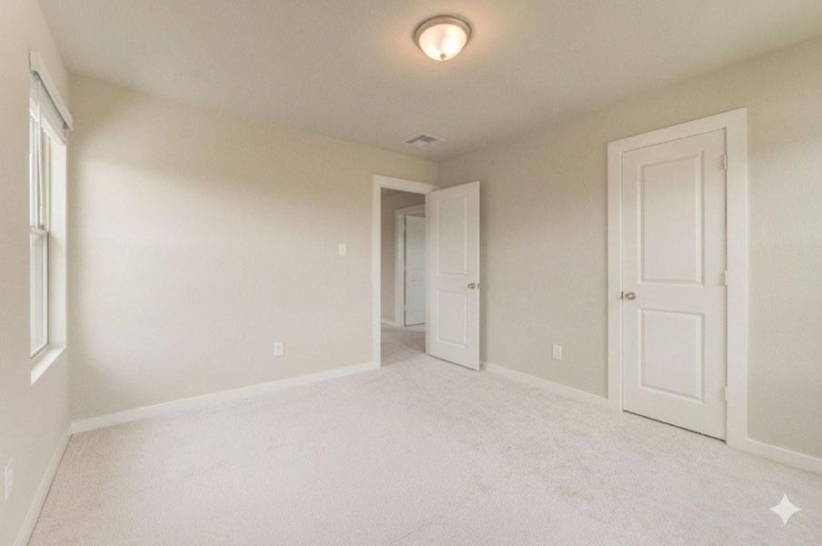Spacious, unfurnished interior of a new home in Arabella on the Prairie, Richmond (Image 43).