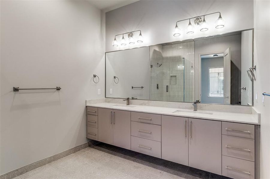 Furnished interior view inside a new home in , Dallas (Image 12).