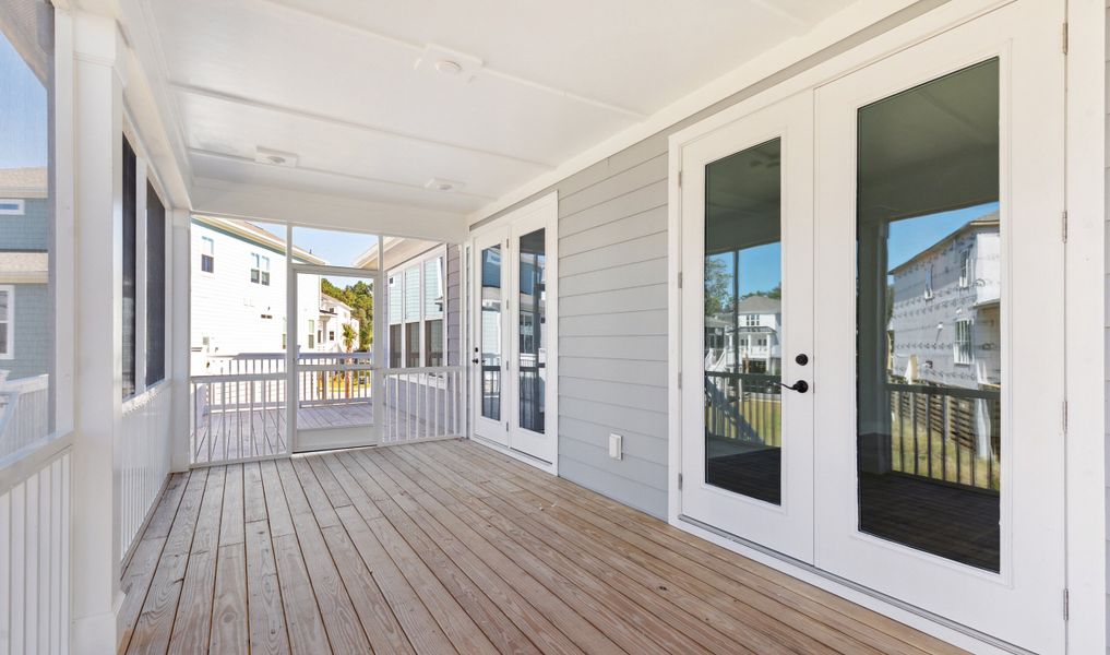 Deck for outdoor entertaining