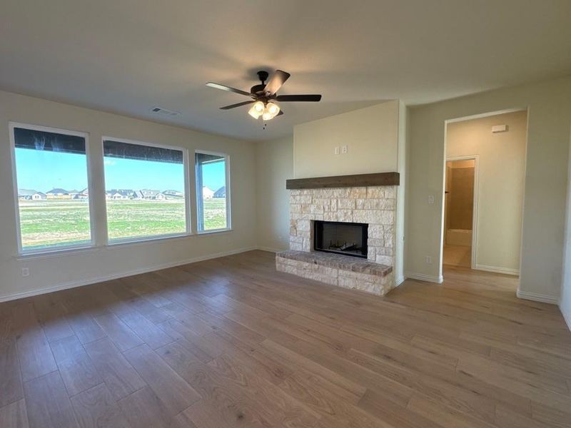 Spacious, unfurnished interior of a new home in Fairview Meadows, New Fairview (Image 11).