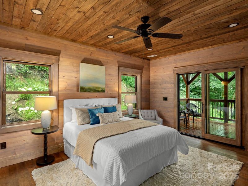 Furnished interior view inside a new home in , Maggie Valley (Image 33).