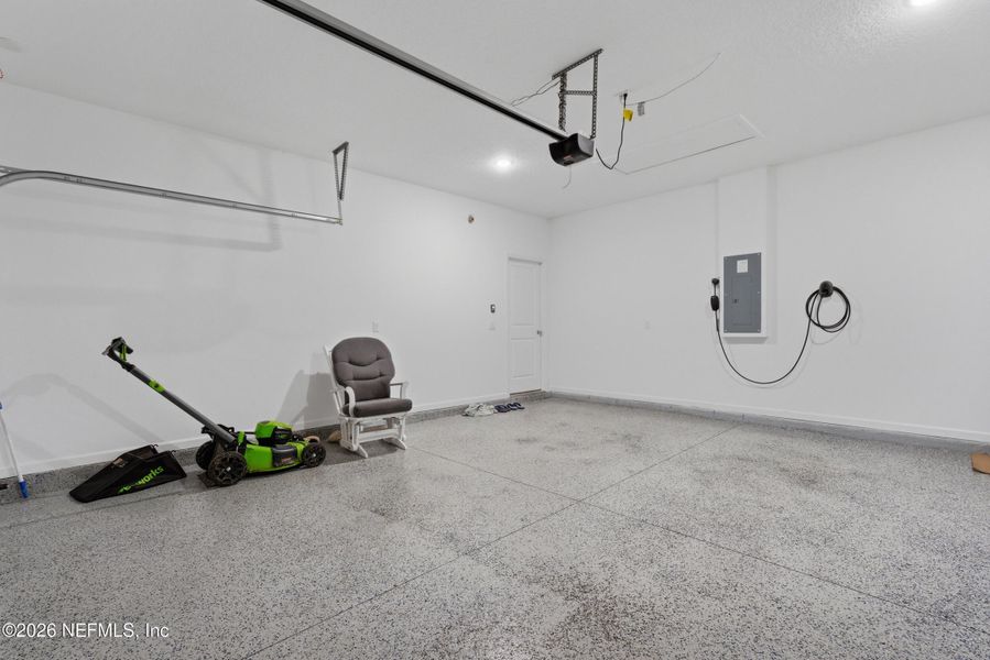 Spacious, unfurnished interior of a new home in , Jacksonville (Image 32). Spacious, unfurnished interior of a new home in , Jacksonville (Image 32).