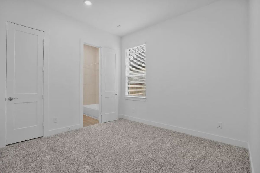 Spacious, unfurnished interior of a new home in Attwater 65's, Waller (Image 30).