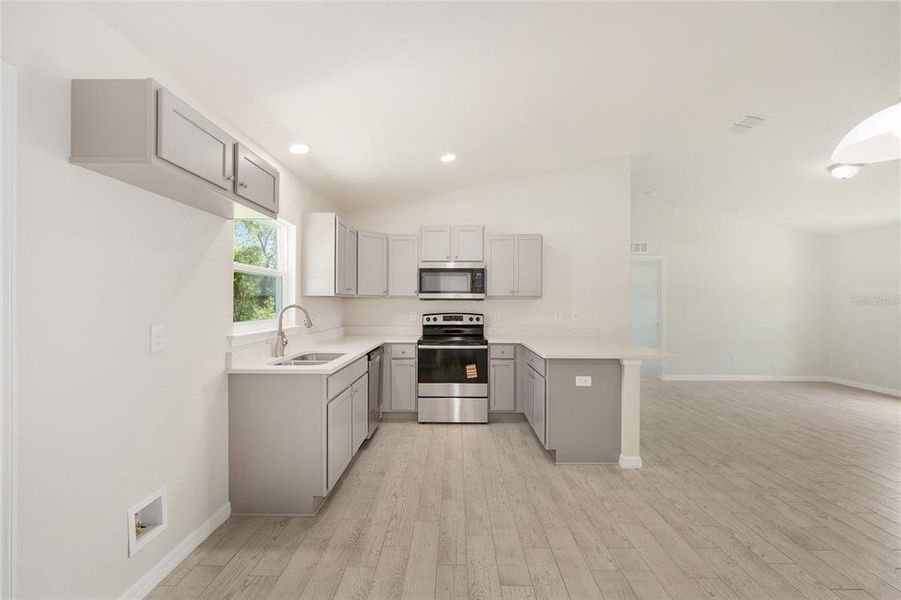 Furnished interior view inside a new home in , Ocala (Image 9).