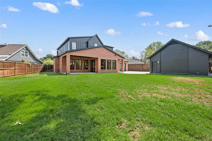 Image 38 of a home in .