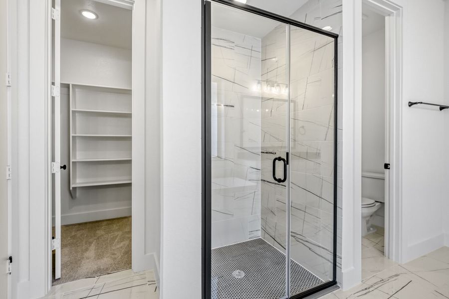 2228 Prickly Cactus - Primary Bathroom