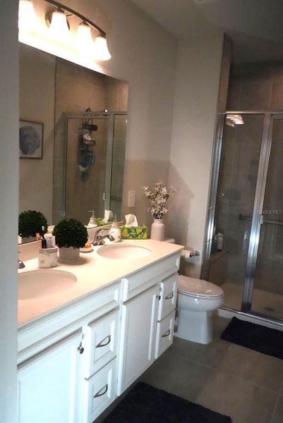 Furnished interior view inside a new home in , Port Charlotte (Image 40).