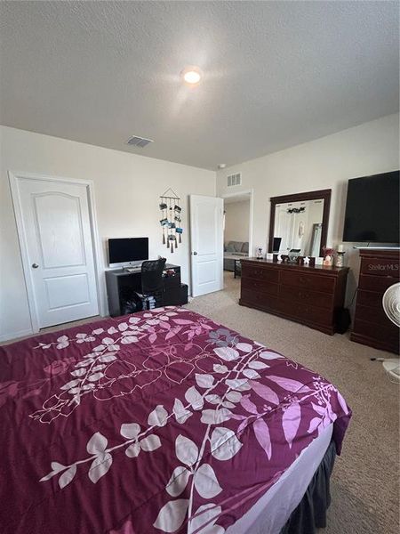 Furnished interior view inside a new home in , Davenport (Image 31).