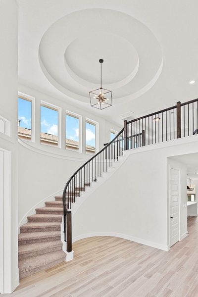 Spacious, unfurnished interior of a new home in The Colony, Bastrop (Image 19).
