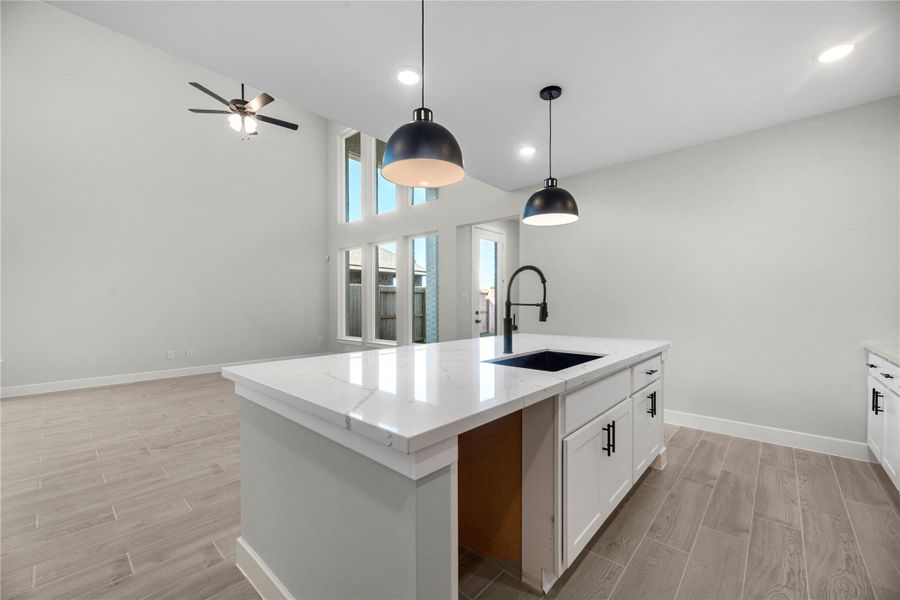 Representative image. Features, specifications, selections and colors may vary. Representative image. Features, specifications, selections and colors may vary.