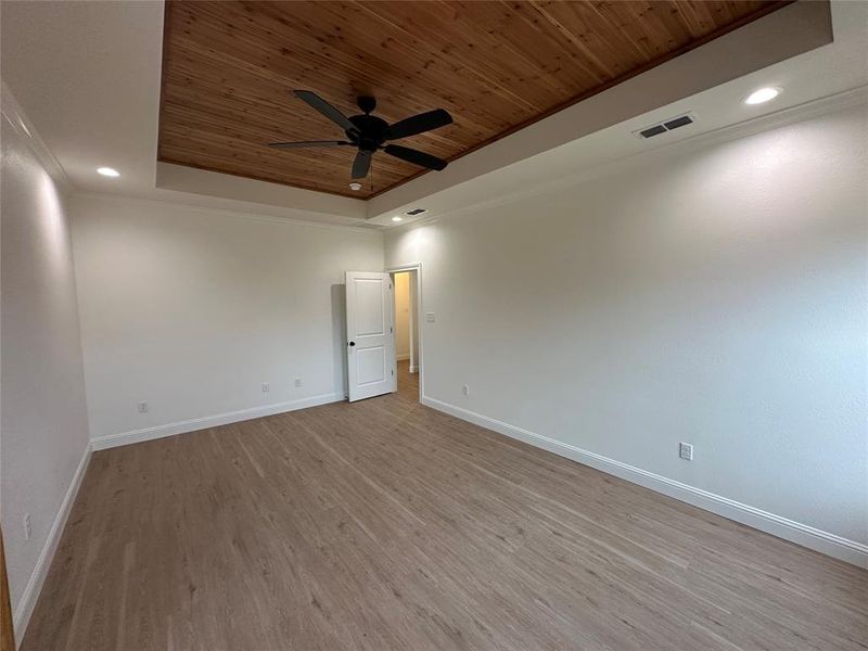 Spacious, unfurnished interior of a new home in , Abilene (Image 30).