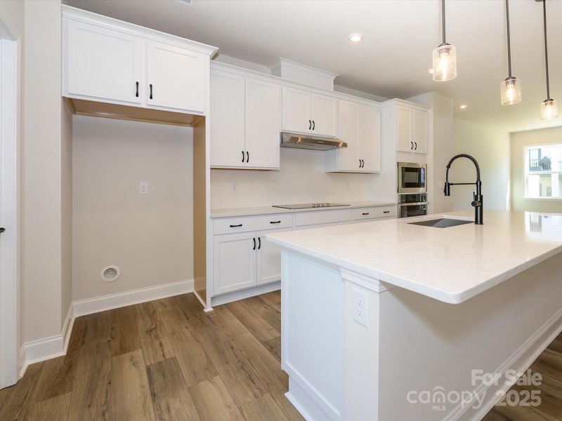 Image 12 of a home in Archer Row.