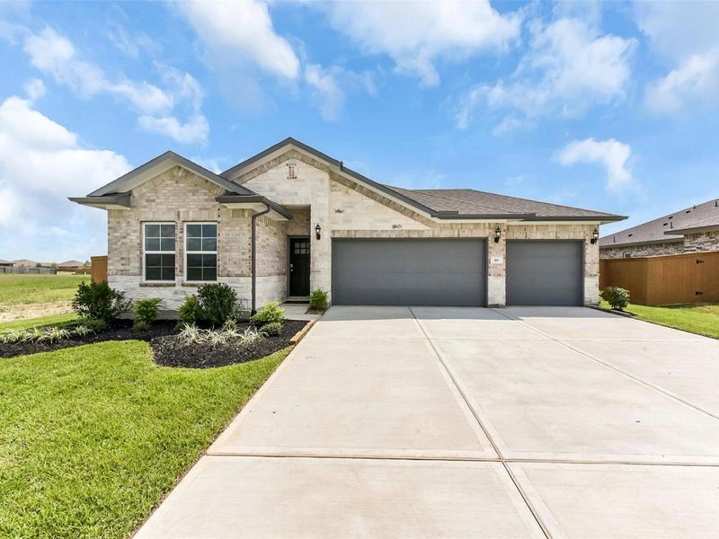 Image 31 of a home in River Ranch Meadows.