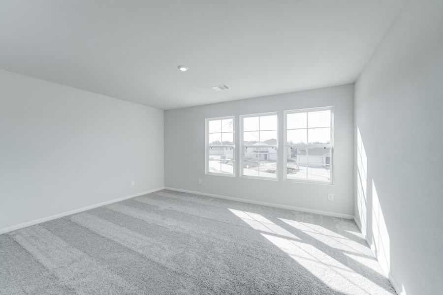 Representative unfurnished interior of a home built from the Jefferson by National HomeCorp in Lincolnton, Lincolnton (Image 40).