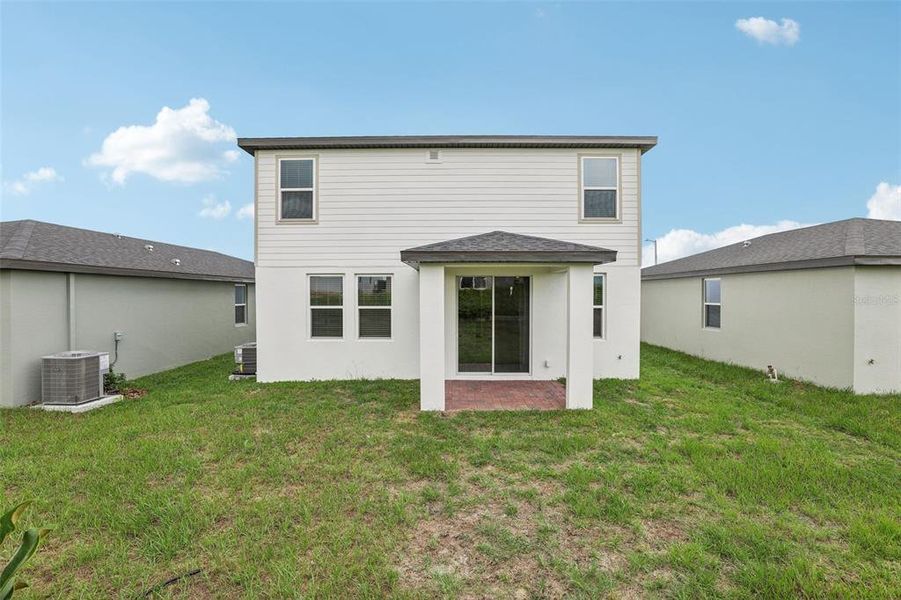 Exterior details and patio area of a home in Hamilton Bluff - Classic Series, Lake Hamilton (Image 27). Exterior details and patio area of a home in Hamilton Bluff - Classic Series, Lake Hamilton (Image 27).