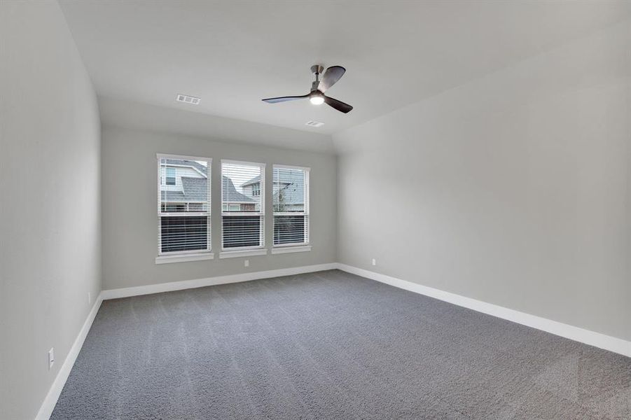 Spacious, unfurnished interior of a new home in Westside Preserve, Midlothian (Image 21).