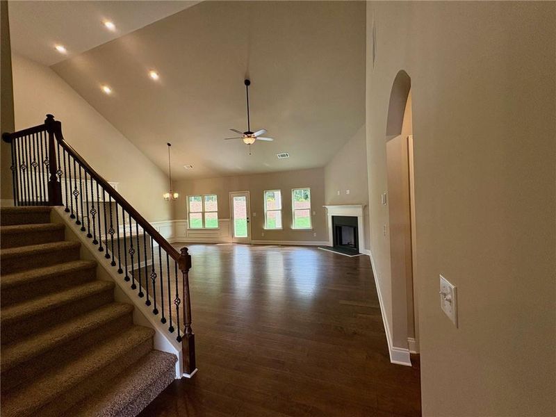 Spacious, unfurnished interior of a new home in , Grayson (Image 12).